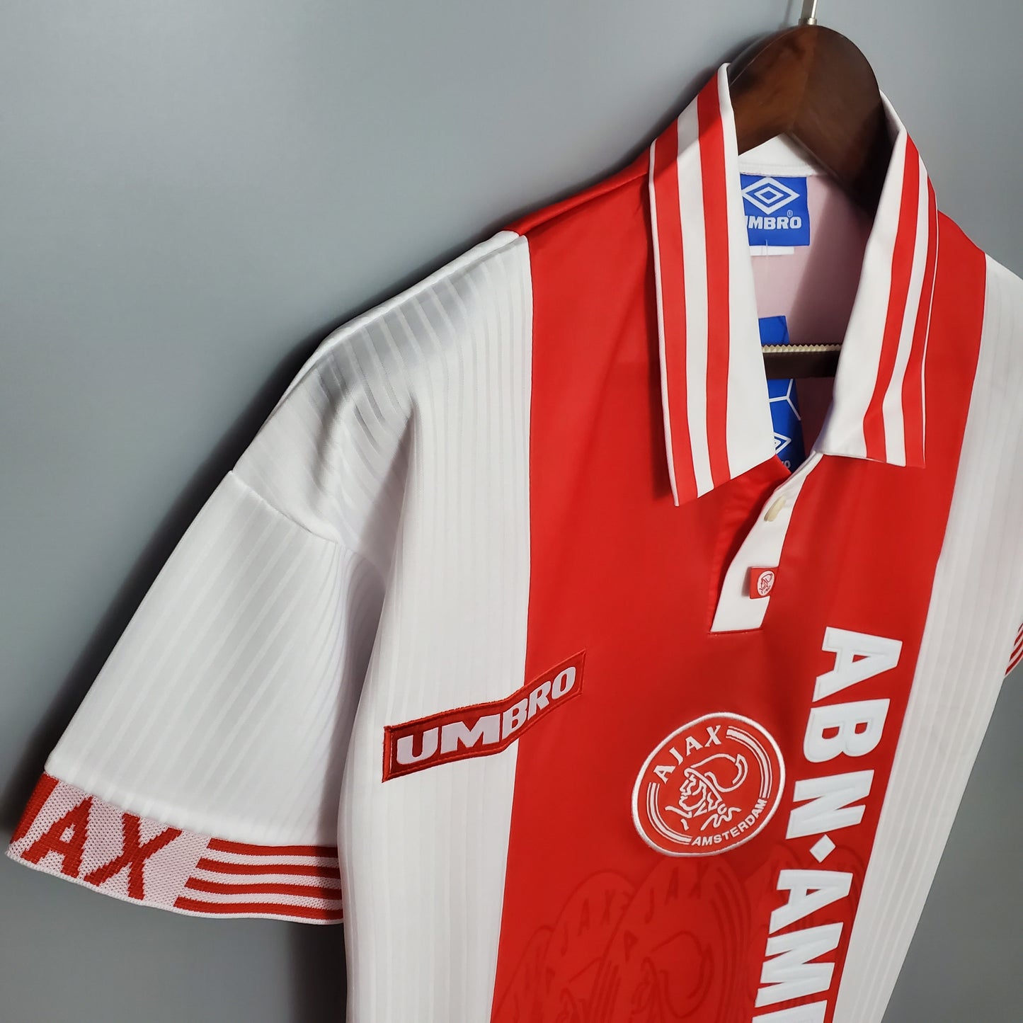 Retro Ajax 97/98 Home